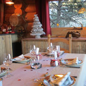 Le Chalet la nuit